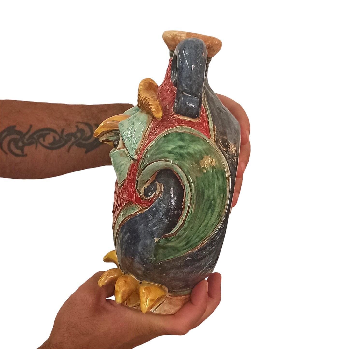 gufo fatto a mano in ceramica di Caltagirone