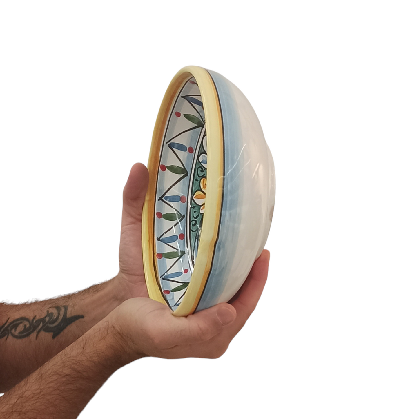 piatto fondo per la tavola in ceramica di Caltagirone