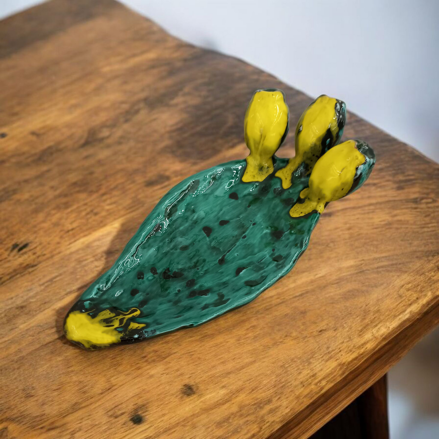 Svuotatasche Pala di Fico d'India Verde 35cm in Ceramica Siciliana di Santo Stefano di Camastra