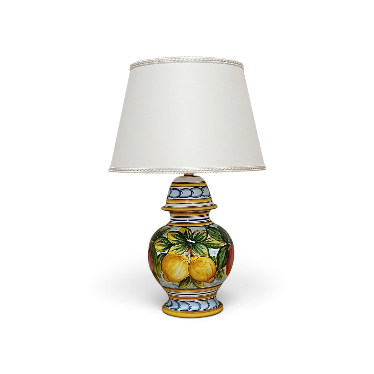 Lume decorato Caltagirone 
