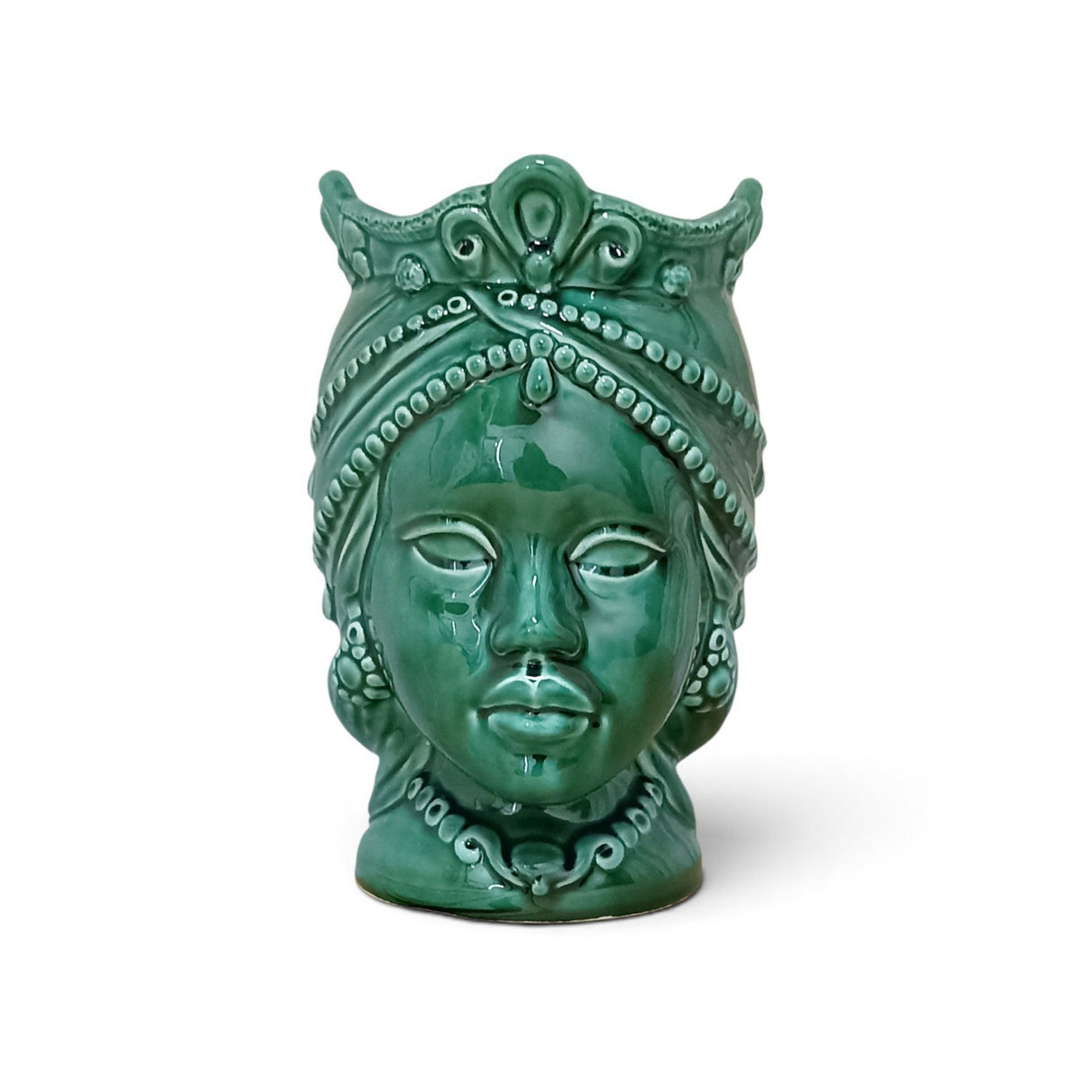 Modern Moorish heads in Caltagirone majolica