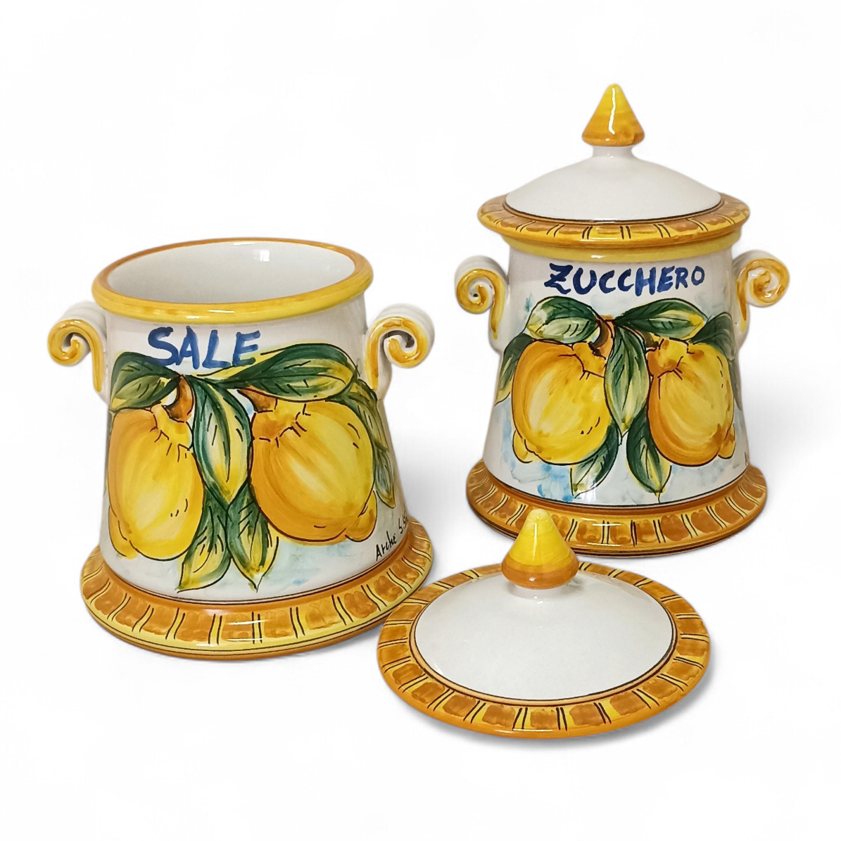 barattoli di caltagirone per la cucina