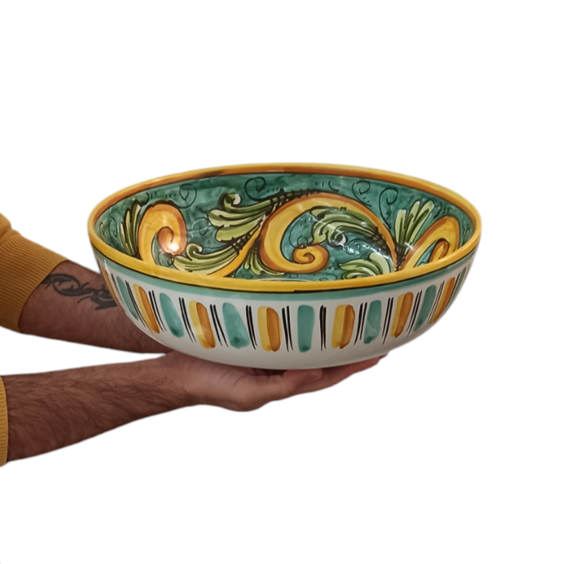 centrotavola in ceramica siciliana di Caltagirone