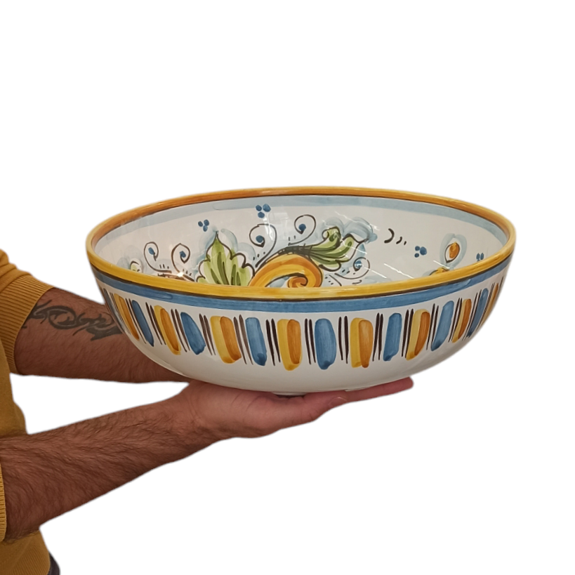 insalatiera in ceramica siciliana di Caltagirone