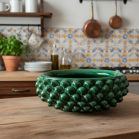 porta pianta verde pigna