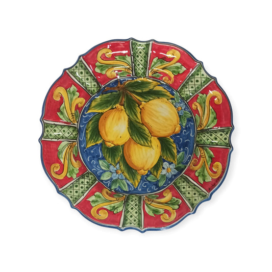 piatto smerlato in ceramica siciliana