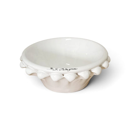 majolica bowl for table