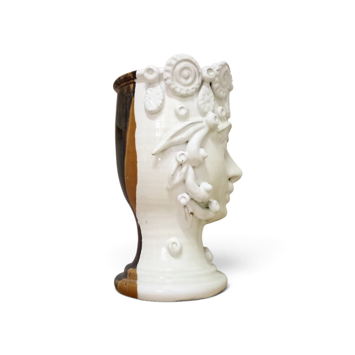 modern stile sicilian ceramic head