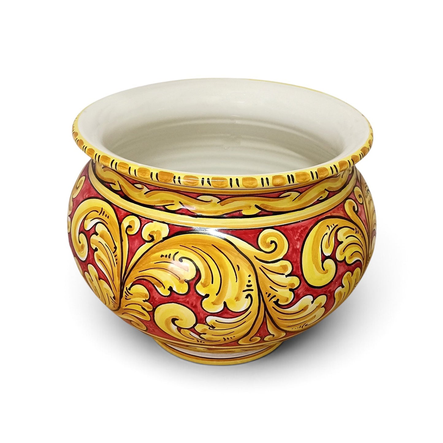 majolica vase made in italy