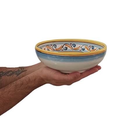 ceramica fatta a mano a Caltagirone, insalatiera