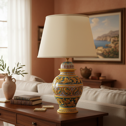 lume decorato in maiolica