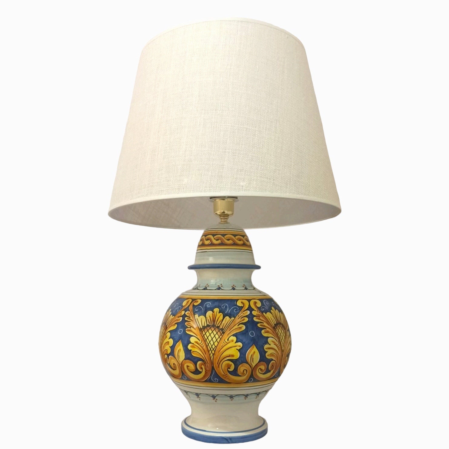 Lampada da tavolo in ceramica siciliana decorata a mano con stile barocco siciliano