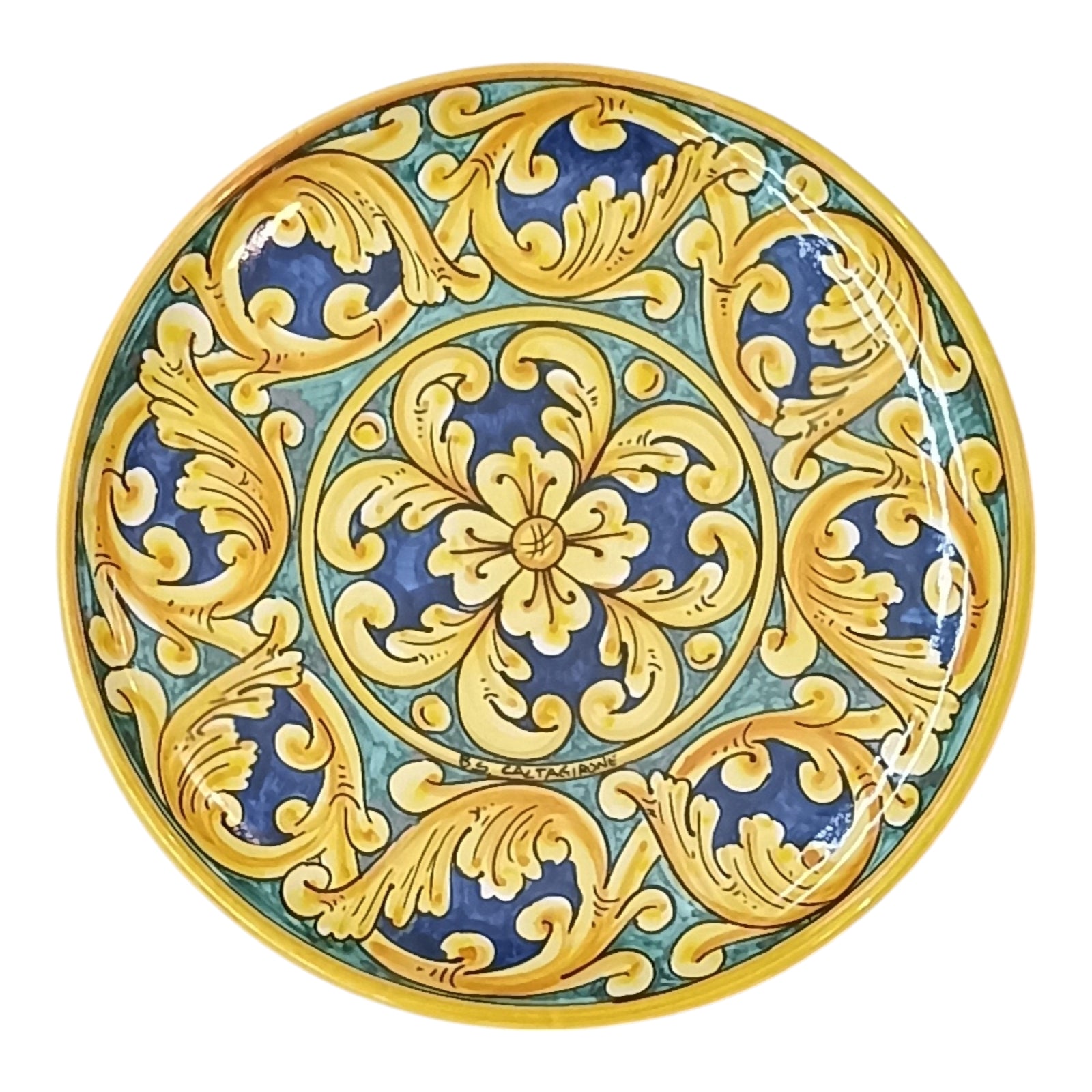 piatto in maiolica siciliana decorato a mano a Caltagirone in stile barocco