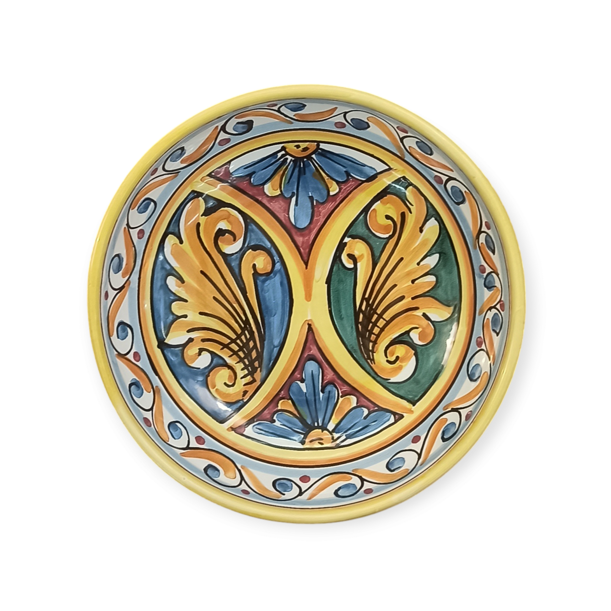 piatto insalatiera decorato a mano a Caltagirone