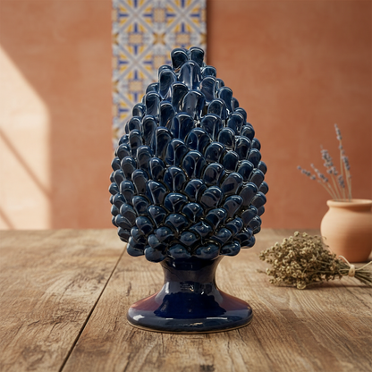 pigna siciliana blu in ceramica di caltagirone
