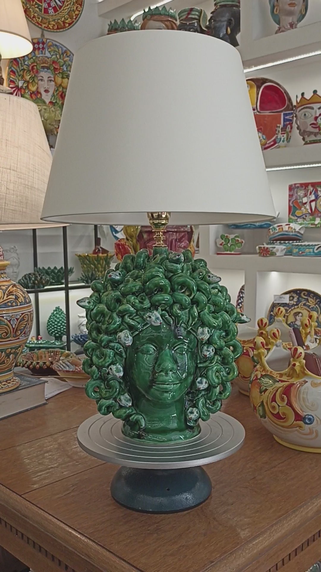 lampada medusa in maiolica 