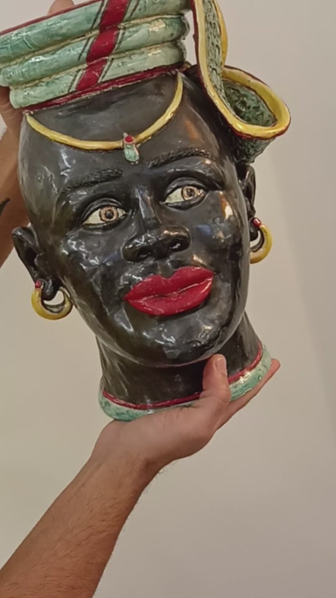 teste di moro in ceramica siciliana da caltagirone
