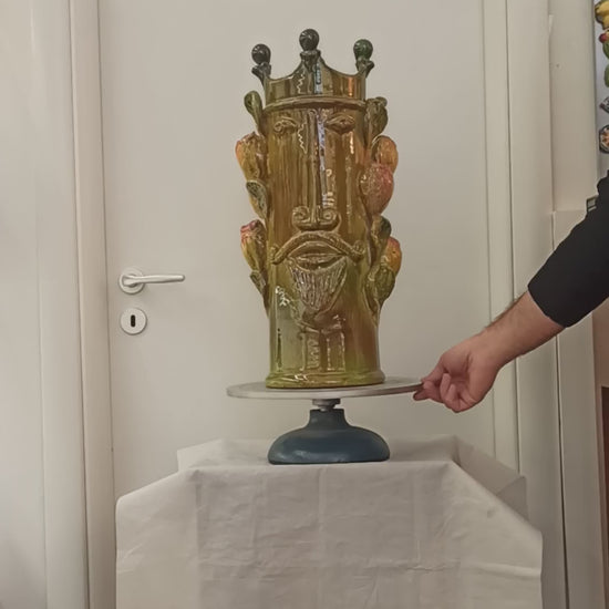 testa di paladino moderna in ceramica siciliana 