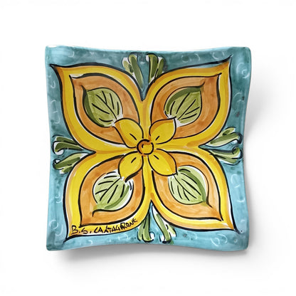 Square Plate "Flower of Sicily" in Caltagirone Ceramic 17x17cm