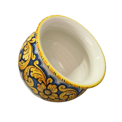ceramic cache-pot