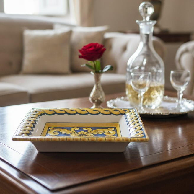 svuotatasche decorato siciliano in ceramica