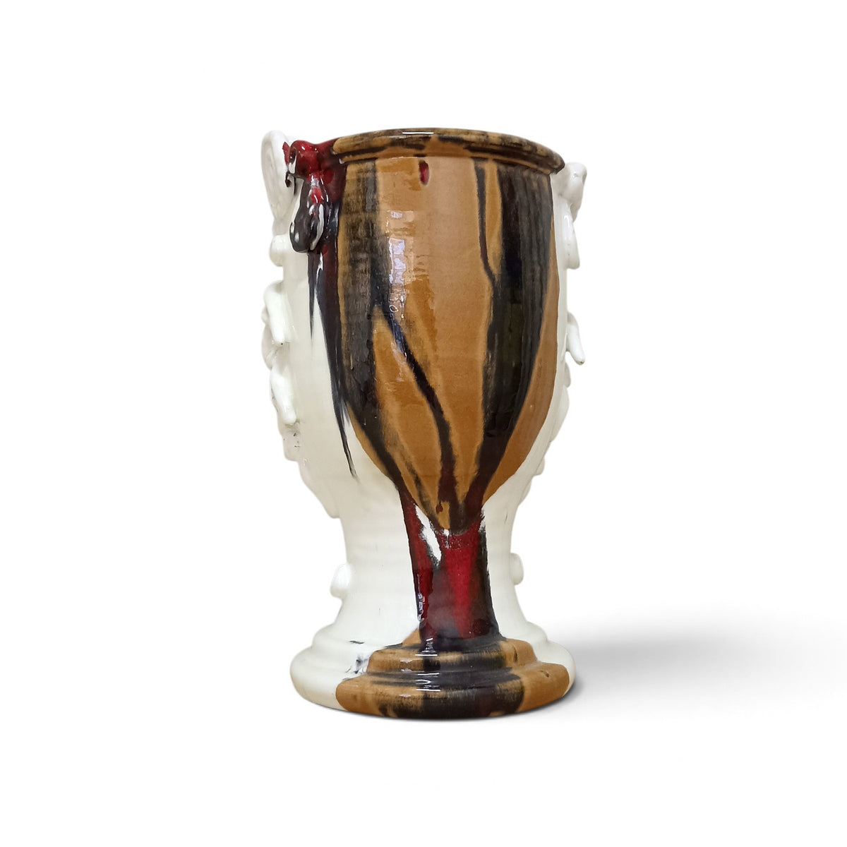 testa moderna in ceramica