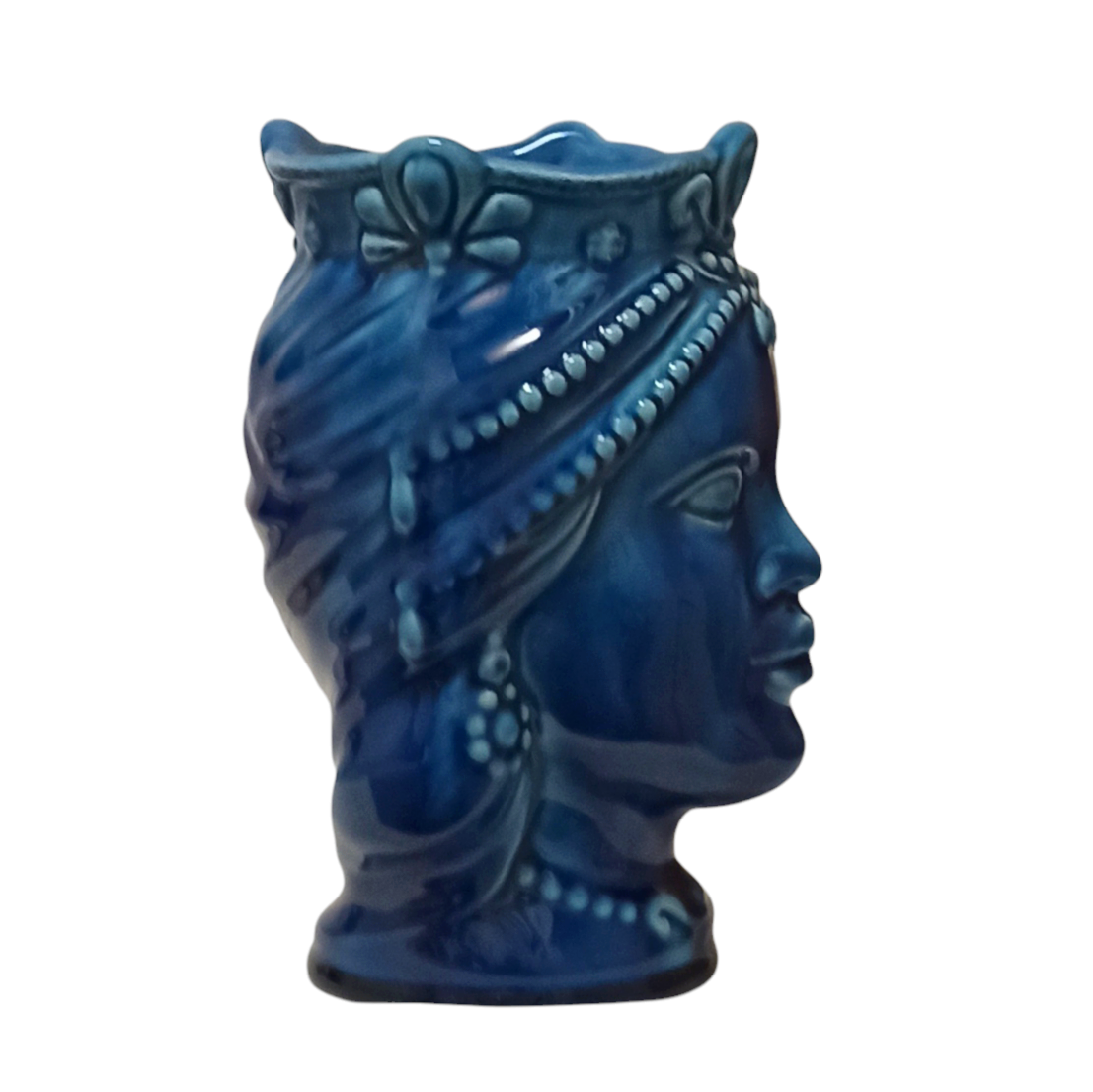 Souvenir siciliani a Messina, teste di Moro blu in ceramica di Caltagirone. 
